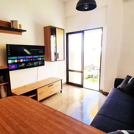 Sun & Fun In Apartment